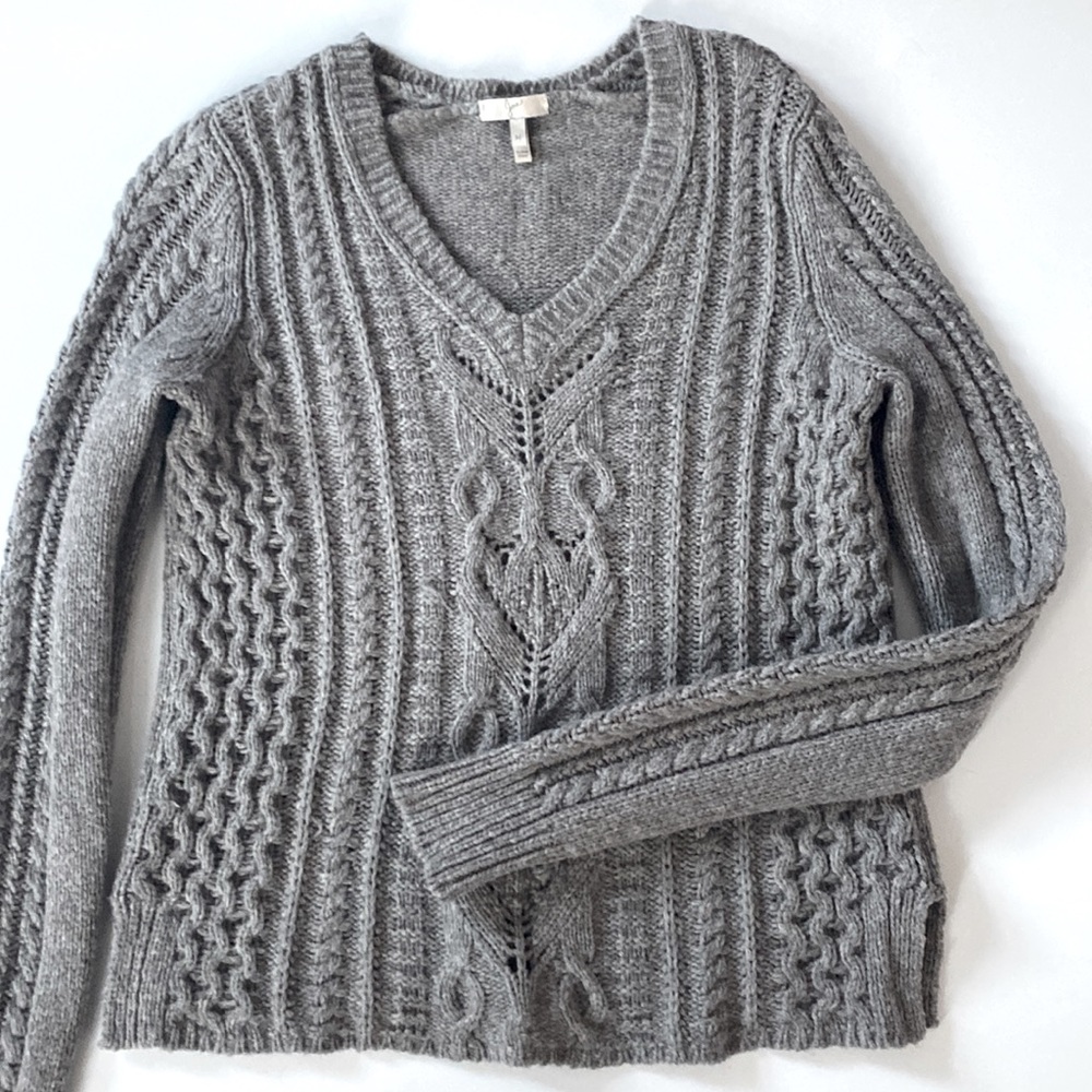 Joie brand soft wool blend sweater long sleeves. Size Medium. Hand washable.
